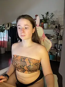 sweetest pie online show from 09/25/25, 05:38