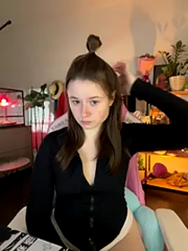 sweetest pie online show from 12/04/25, 04:48