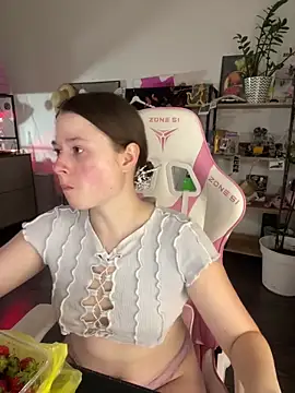 sweetest pie online show from 06/17/26, 08:43