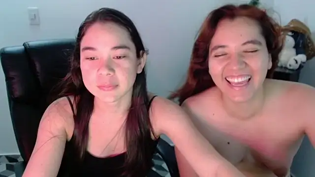 Snapshot of Gretten_wright chatting on 12/19/25, 11:01 Gretten wright online show from 12/19/25, 11:01