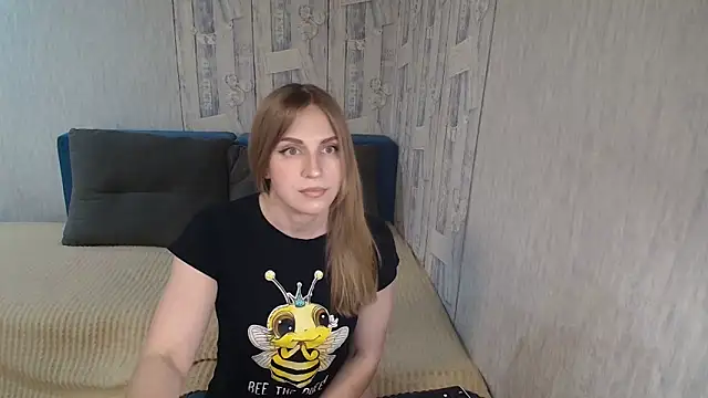 Snapshot of Pilly_green_ chatting on 05/19/26, 07:37 Pilly green online show from 05/19/26, 07:37