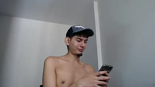 imdavo23 online show from 10/01/25, 05:08