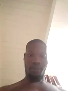 Snapshot of Malibongwe17 chatting on 11/29/25, 10:24 Malibongwe17 online show from 11/29/25, 10:24