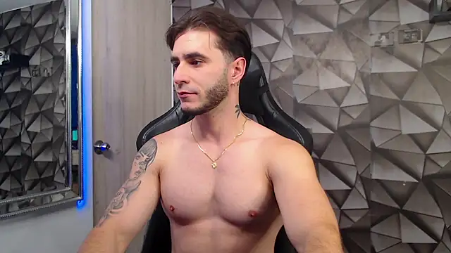 Latino stud4u online show from 11/15/25, 12:19