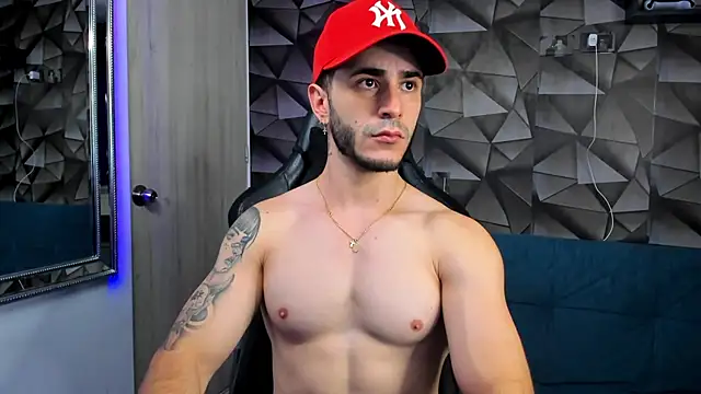 Latino stud4u online show from 12/16/25, 02:16