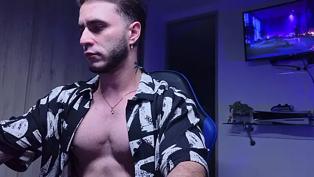 Latino stud4u online show from 06/27/26, 02:16