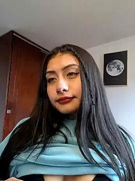 Snapshot of _Danna chatting on 01/07/25, 04:16  Danna online show from 01/07/25, 04:16