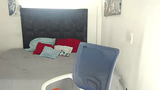 yeli xxx online show from 07/08/26, 06:34