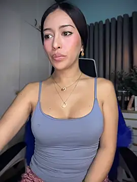 Snapshot of Jasmine_Elcock chatting on 07/22/26, 12:30 Jasmine Elcock online show from 07/22/26, 12:30