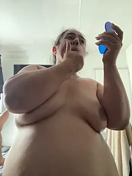 agathaxxx-69 online show from 04/30/26, 03:18