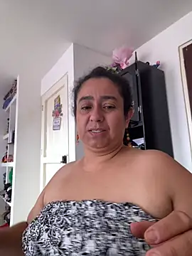 agathaxxx-69 online show from 06/18/26, 05:50