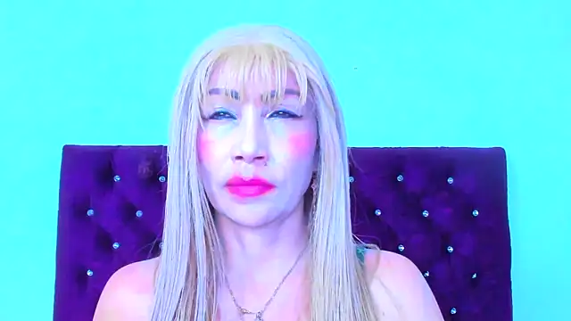 Snapshot of almabeckelt chatting on 10/28/25, 08:00 almabeckelt online show from 10/28/25, 08:00