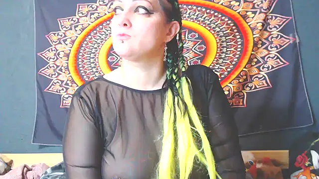 LaraVins online show from 01/05/25, 03:53