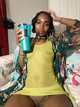 HoneyDropsX online show from 06/12/26, 04:44