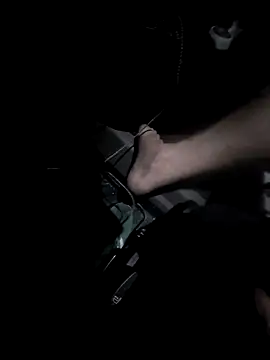 Snapshot of Gangster868 chatting on 10/04/25, 12:19 Gangster868 online show from 10/04/25, 12:19