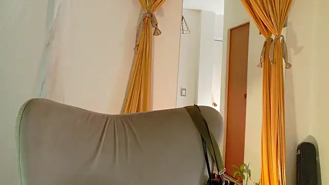 magali 19 online show from 06/24/26, 12:53