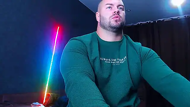 muscularjohnforuX online show from 10/03/25, 08:55