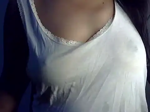 Snapshot of SiaraSiyA chatting on 11/09/25, 06:39 SiaraSiyA online show from 11/09/25, 06:39