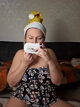 Marushka online show from 12/24/24, 04:51