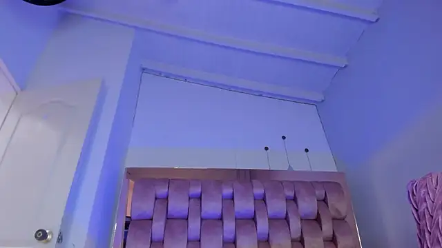 Snapshot of swt-booty chatting on 03/11/25, 09:26 swt-booty online show from 03/11/25, 09:26