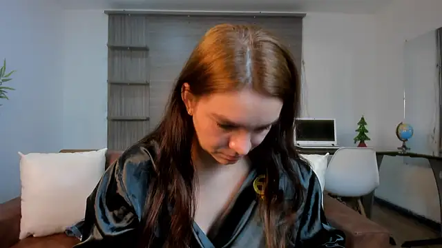 Snapshot of miataylorr1 chatting on 12/13/24, 03:11 miataylorr1 online show from 12/13/24, 03:11