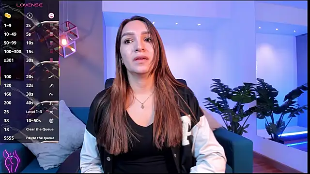 miataylorr1 online show from 11/29/25, 11:13