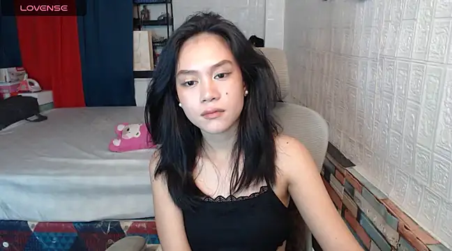 Snapshot of sweetmimi18 chatting on 02/23/25, 11:04 sweetmimi18 online show from 02/23/25, 11:04