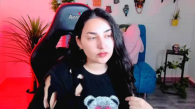 CeceliaJohnson online show from 11/24/25, 08:14