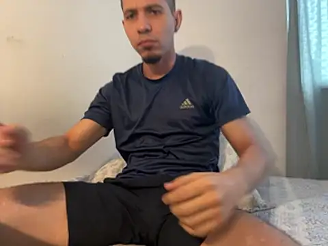 Snapshot of steven_clain chatting on 04/01/26, 10:29 steven clain online show from 04/01/26, 10:29