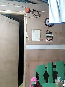 Snapshot of lickmepussy21 chatting on 11/12/25, 09:14 lickmepussy21 online show from 11/12/25, 09:14