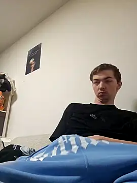 Snapshot of BigJuicy18cm chatting on 02/26/25, 11:09 BigJuicy18cm online show from 02/26/25, 11:09