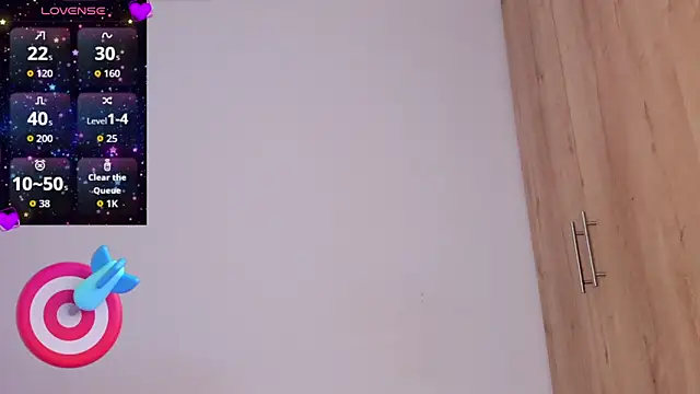 Snapshot of Eva_paradisee chatting on 10/21/25, 11:27 Eva paradisee online show from 10/21/25, 11:27