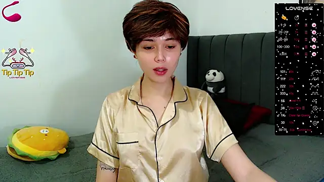 Snapshot of Salsallita chatting on 04/19/26, 01:05 Salsallita online show from 04/19/26, 01:05