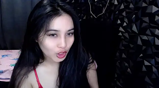Snapshot of _Bellatrixy_ chatting on 12/25/24, 01:30 Bellatrixy online show from 12/25/24, 01:30
