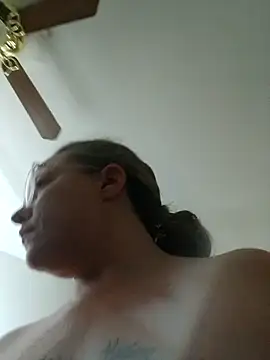 julimonroe online show from 01/26/25, 06:17