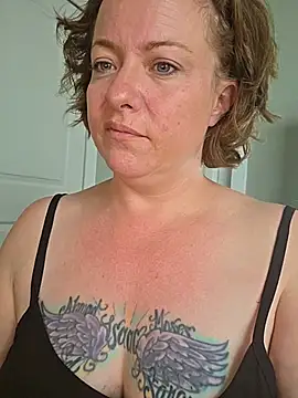 julimonroe online show from 05/22/26, 02:55