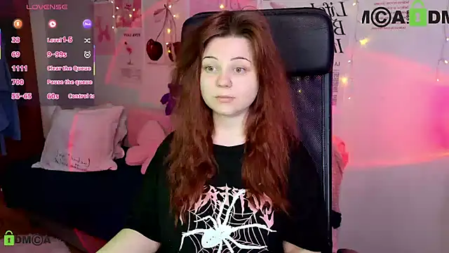 StellaMilla online show from 04/28/26, 01:48
