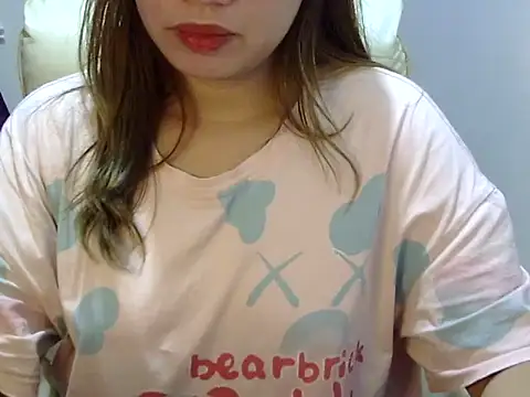 Snapshot of ___zurIII09_ chatting on 11/14/25, 09:52 zurIII09 online show from 11/14/25, 09:52