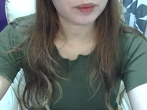    zurIII09  online show from 05/18/26, 06:47