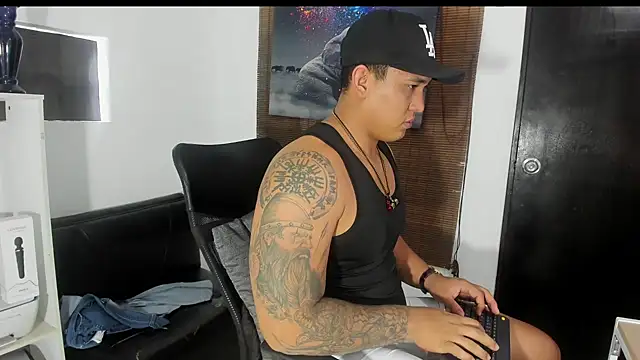 Colton Massif online show from 01/29/25, 02:21