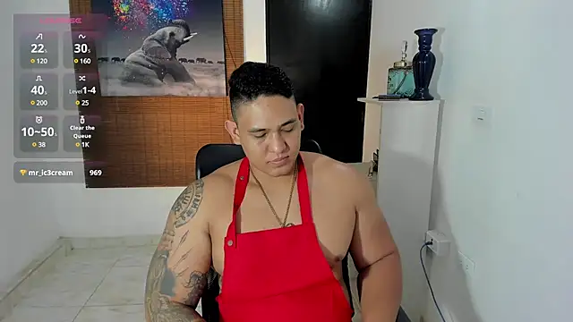 Colton Massif online show from 03/12/25, 06:18