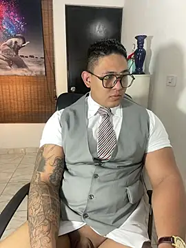 Colton Massif online show from 03/18/25, 02:58