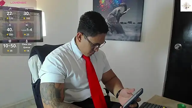 Colton Massif online show from 10/21/25, 07:14