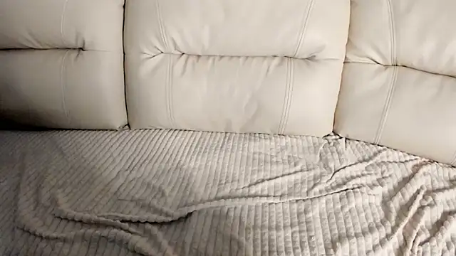 ElizSweet online show from 02/16/25, 06:32