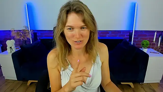 Snapshot of Anabell_xxx chatting on 09/28/25, 05:46 Anabell xxx online show from 09/28/25, 05:46