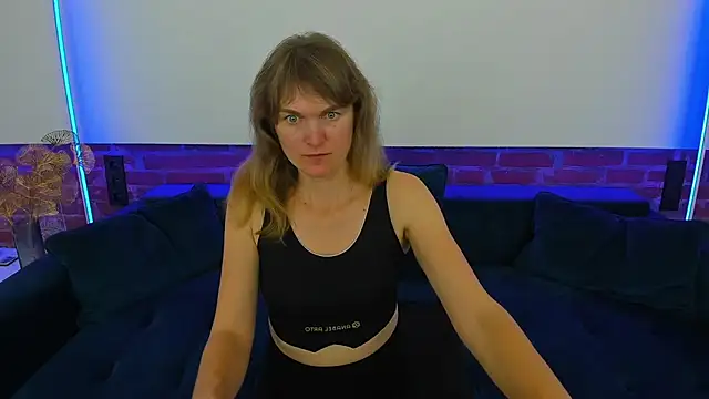 Snapshot of Anabell_xxx chatting on 11/27/25, 06:43 Anabell xxx online show from 11/27/25, 06:43