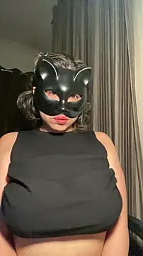 nenalayla online show from 11/25/25, 06:30