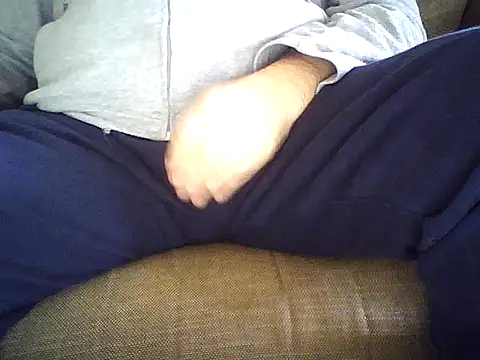 Snapshot of Anderrust chatting on 04/04/26, 11:29 Anderrust online show from 04/04/26, 11:29