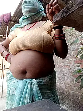 Lattika-Bhabhi online show from 11/17/25, 08:20