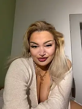 EmiliaPetrova online show from 02/23/25, 02:40